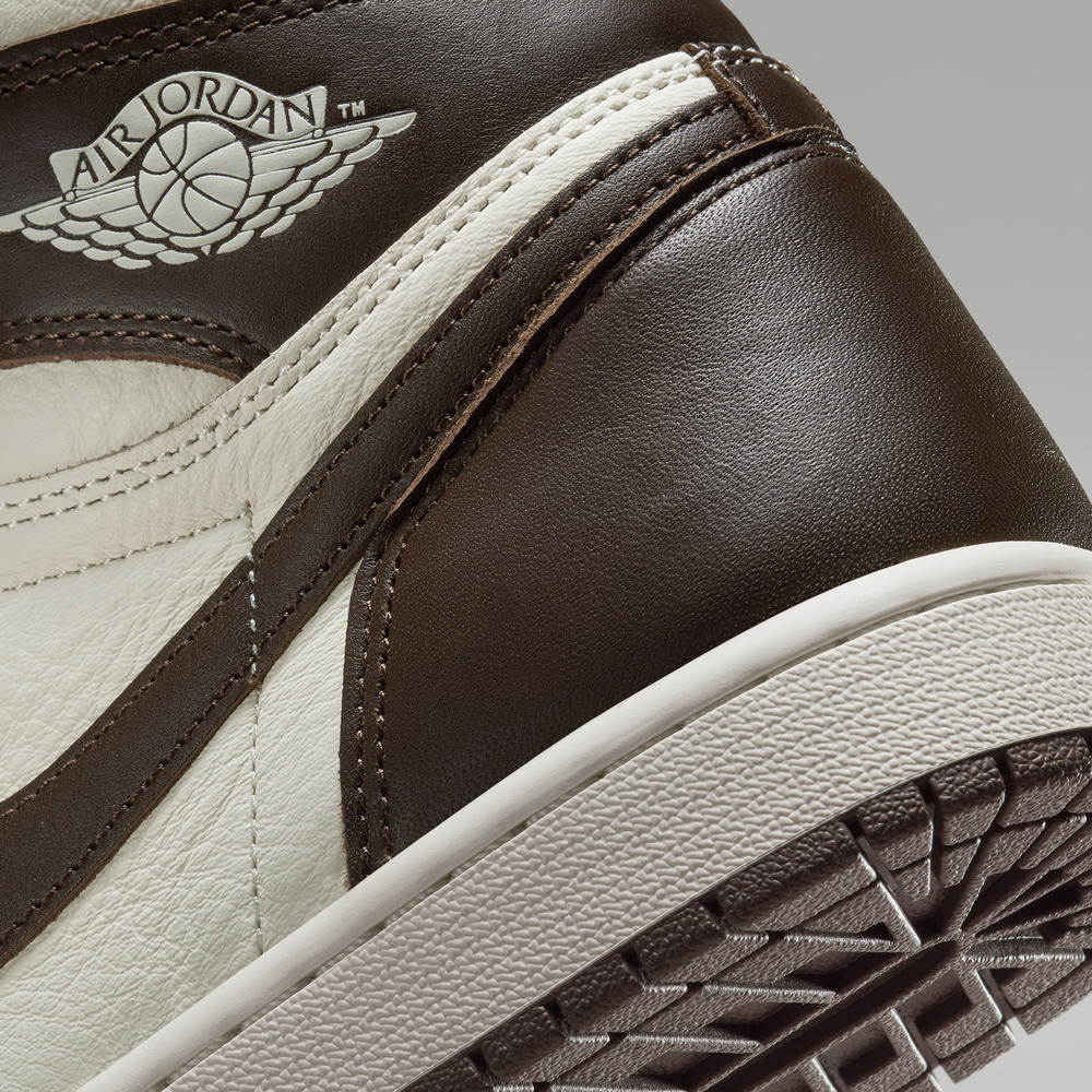 JordanJordan2025女子Air Jordan 1 Retro High OG乔丹FD2596-200