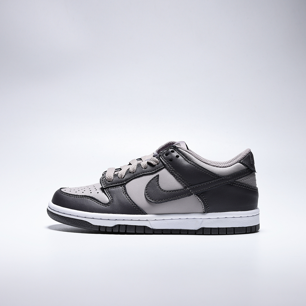 Nike KidsNike Kids2025男大童NIKE DUNK LOW (GS)儿童FB9109-203