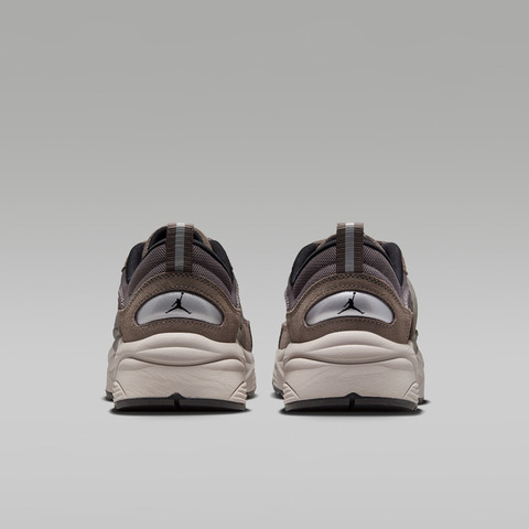 JordanJordan2025男子JORDAN TRUNNER O/S乔丹IB3722-201