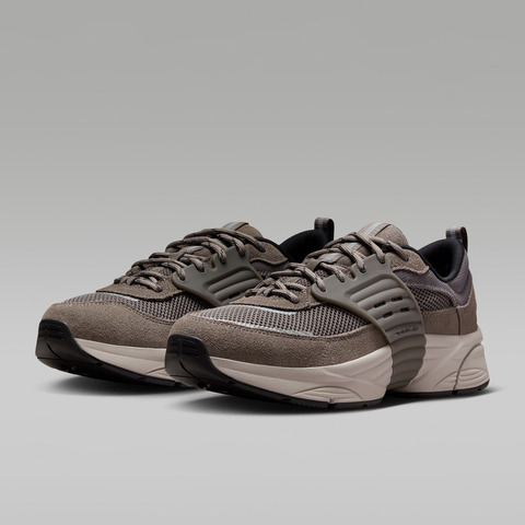 JordanJordan2025男子JORDAN TRUNNER O/S乔丹IB3722-201