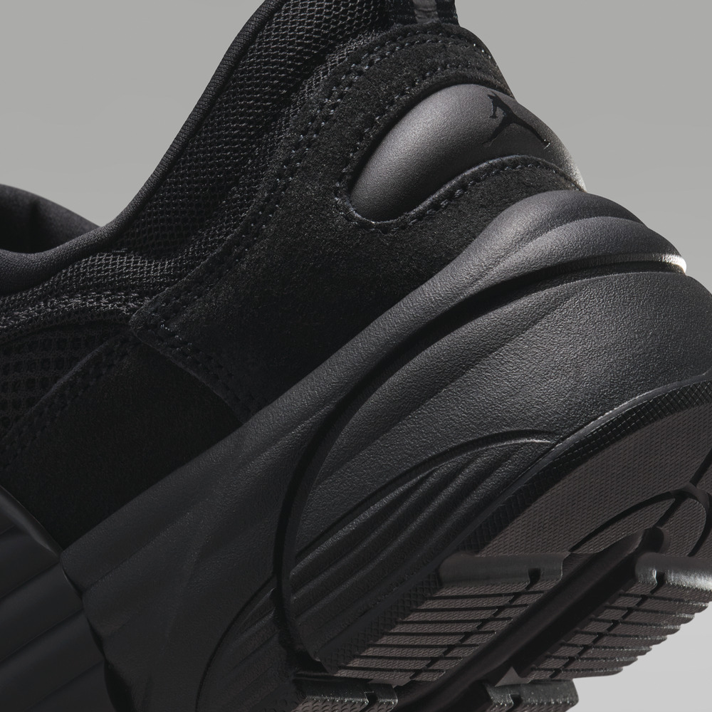 JordanJordan2025男子JORDAN TRUNNER O/S乔丹IB3722-003