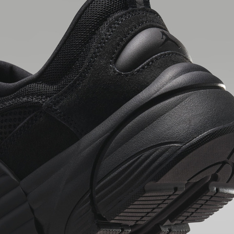 JordanJordan2025男子JORDAN TRUNNER O/S乔丹IB3722-003