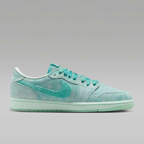 NIKE耐克2025女子WMNS AIR JORDAN 1 RETRO LOW OG乔丹HQ8111-300