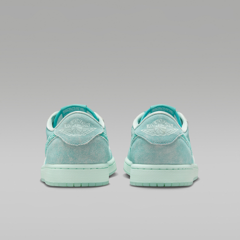 NIKE耐克2025女子WMNS AIR JORDAN 1 RETRO LOW OG乔丹HQ8111-300