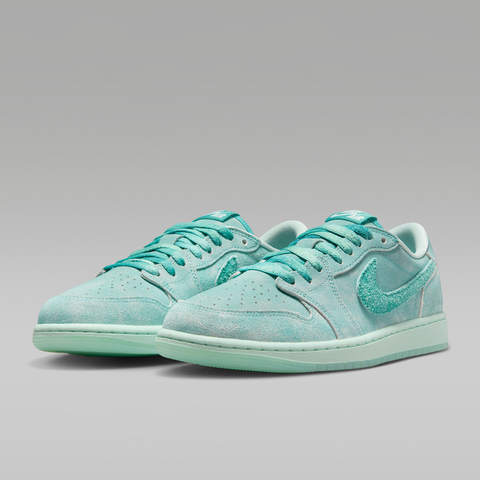NIKE耐克2025女子WMNS AIR JORDAN 1 RETRO LOW OG乔丹HQ8111-300