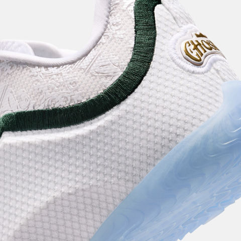 Nike KidsNike Kids2025男大童LEBRON XXIII (GS)儿童HV3596-100