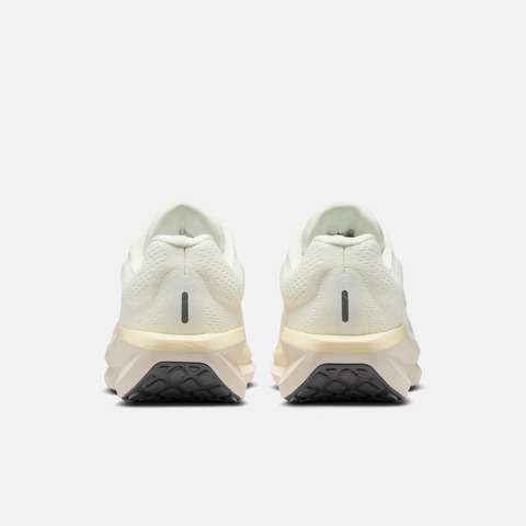 NIKE耐克2026女子WMNS NIKE AIR WINFLO 11跑步FJ9510-113