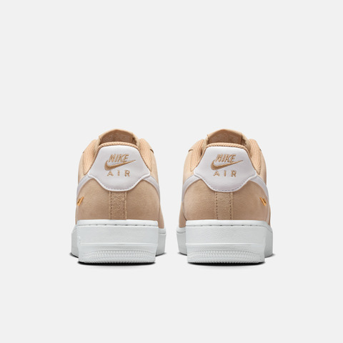 NIKE耐克2026女子W AIR FORCE 1 '07 LOW SE休闲IQ9964-200