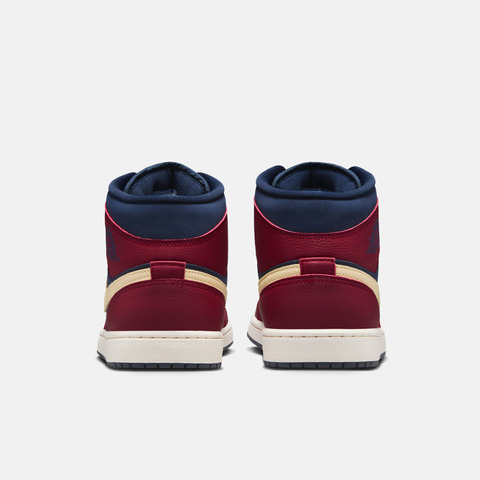 JordanJordan2026男子AIR JORDAN 1 MID SE乔丹IO7449-600