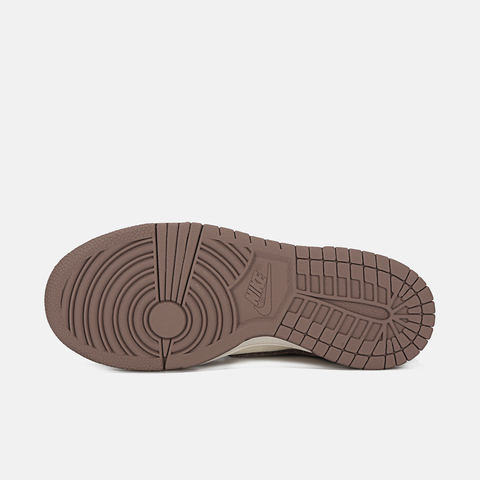 Nike KidsNike Kids2026大童NIKE DUNK LOW SE (GS)儿童IB5721-100