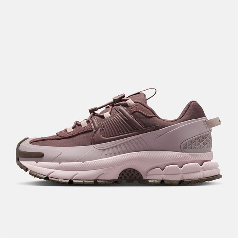 NIKE耐克2026女子W NIKE ZOOM VOMERO ROAM休闲HQ2181-501