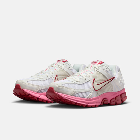 NIKE耐克2026女子W NIKE ZOOM VOMERO 5休闲FJ2028-108