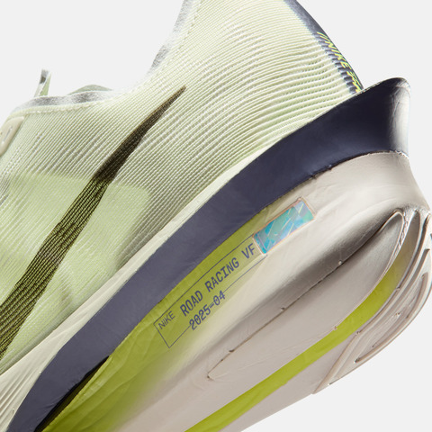 NIKE耐克2026男子ZOOMX VAPORFLY NEXT% 4跑步HF6414-004