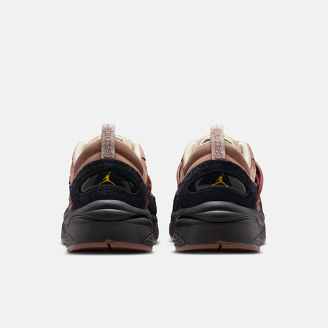 JordanJordan2026男子JORDAN TRUNNER O/S乔丹IQ1113-270