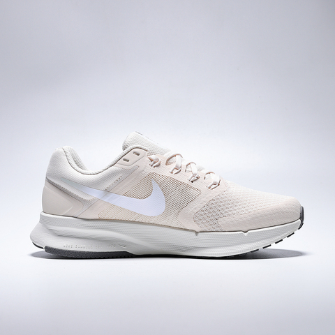 NIKE耐克2026女子W NIKE RUN SWIFT 3跑步DR2698-111