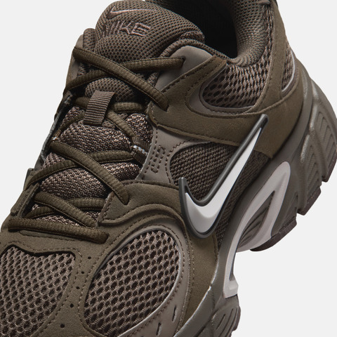 NIKE耐克2026男子NIKE V5 RNR休闲II6292-200