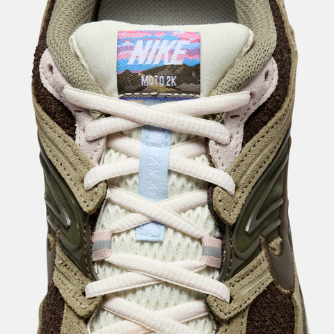 NIKE耐克2026女子W NIKE AIR MAX MOTO 2K休闲IQ1150-220