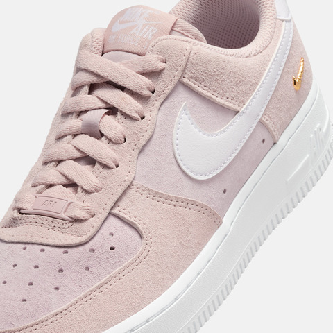NIKE耐克2026女子W AIR FORCE 1 '07 LOW SE休闲IQ9964-600