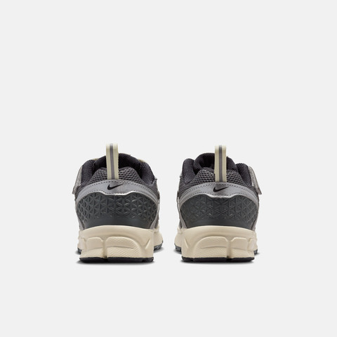 Nike KidsNike Kids2026小童VOMERO 5 (PS)儿童IM9465-002