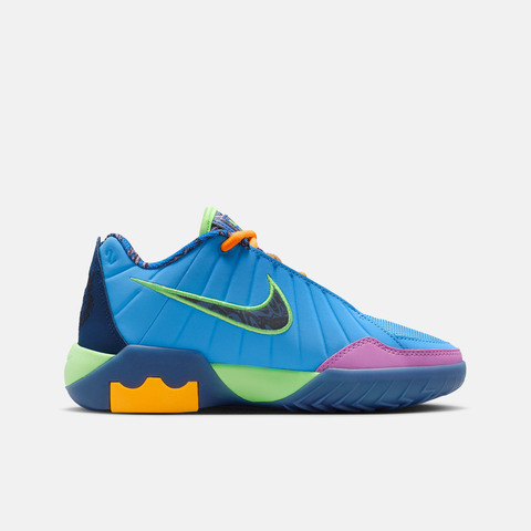 Nike KidsNike Kids2026大童LEBRON WITNESS IX SE (GS)儿童IQ0825-400