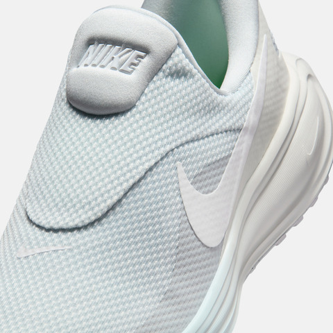 NIKE耐克2026男子NIKE REVOLUTION 8 EASYON跑步HQ2414-004