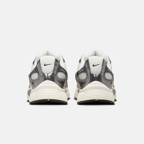 NIKE耐克2026男子NIKE V5 RNR休闲HJ5228-009