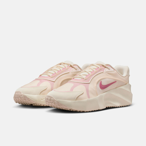 NIKE耐克2026女子WMNS NIKE AURA EDGE休闲HQ7025-100