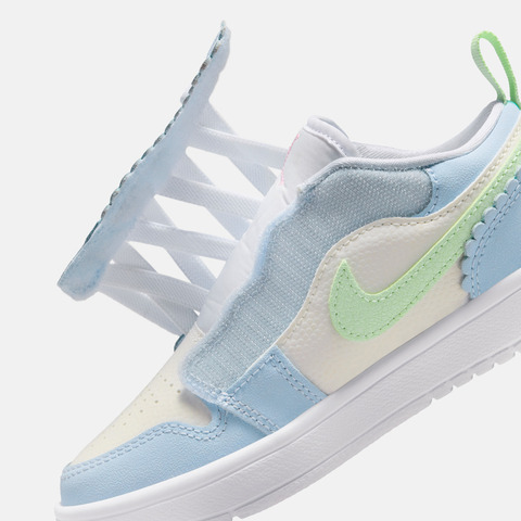 JordanJordan2026小童JORDAN 1 LOW ALT SE (PS)乔丹IB7117-403