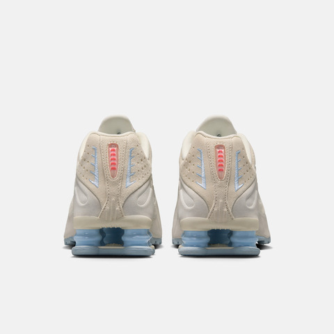 NIKE耐克2026女子W NIKE SHOX R4 SE休闲IH3572-110