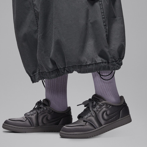 JordanJordan2026女子AS W J CHICAGO PARA SKIRT梭织长裙IF1048-010