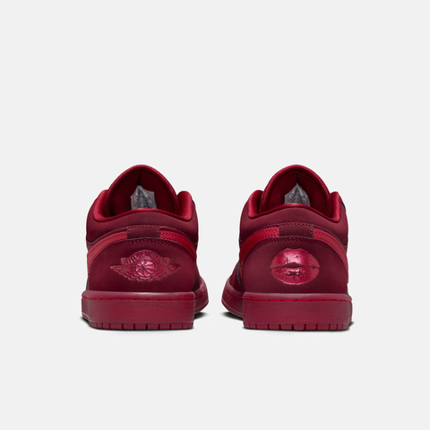 JordanJordan2026女子WMNS AIR JORDAN 1 LOW SE乔丹IB7012-600