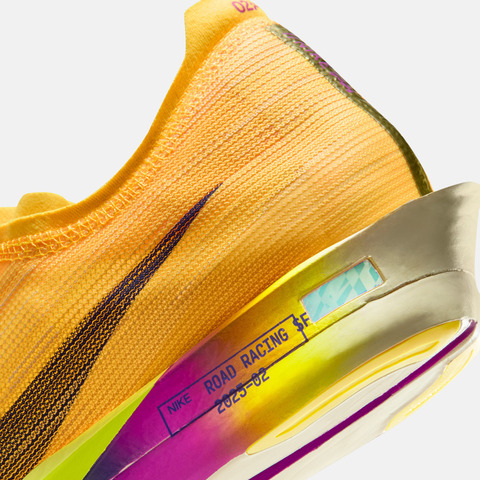 NIKE耐克2026男子ZOOMX STREAKFLY 2跑步HF6416-800