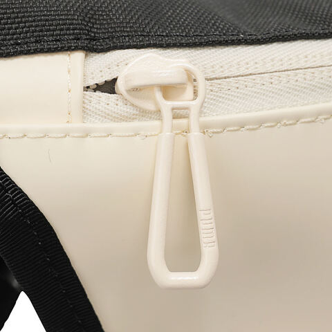 puma彪马2025中性-HAUS OF CLASSICS Messenger-杏仁糖色单肩包09181101