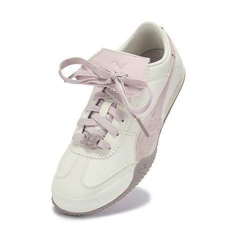 puma彪马2026女子女子-Bella UT Year Of Horse-米白色-迷雾紫-玫瑰拿铁Bella40666501