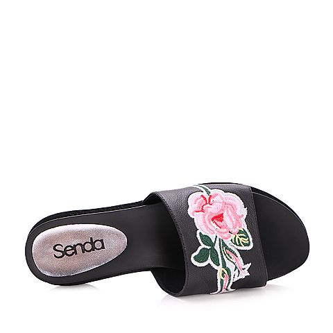 Senda/森达夏季专柜同款时尚甜美绣花坡跟女拖鞋3QA25BT7