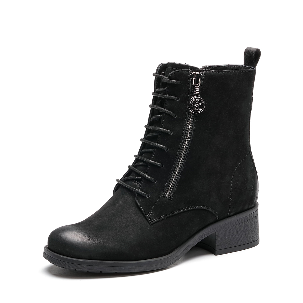 senda/森达冬季新款专柜同款潮流女中筒靴粗跟马丁靴vdw62dz7