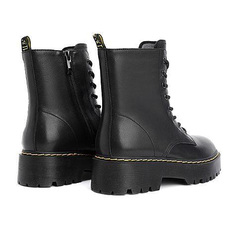 森达2020冬季新款专柜同款韩版机车风休闲女马丁靴4OA01DZ0
