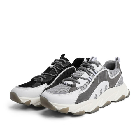 森达2021春季新品户外潮流厚底休闲男旅游老爹鞋Z1029AM1