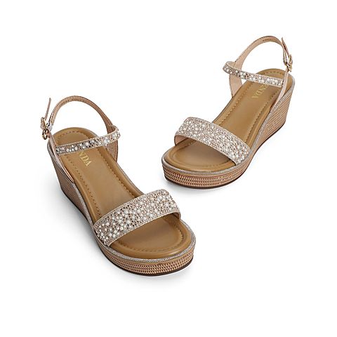 森达2021夏季新款商场同款甜美珍珠休闲坡跟女凉鞋4WE01BL1