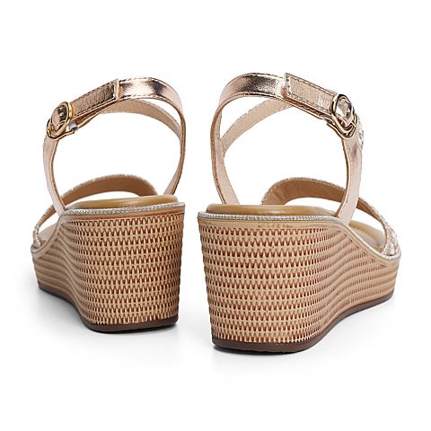 森达2021夏季新款商场同款甜美珍珠休闲坡跟女凉鞋4WE01BL1