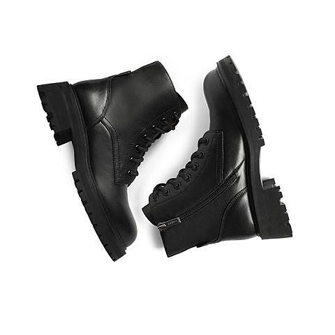 森达2021冬季新款时尚机车风Ins潮户外休闲女短筒马丁靴Z0709DD1