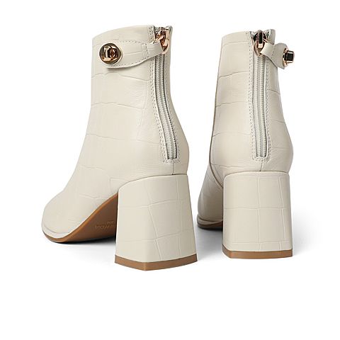 森达2021冬季新款商场同款石头纹气质粗跟女短皮靴4MF01DD1
