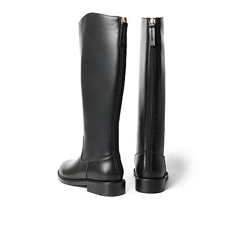 森达2021冬季新款时尚性感简约素面百搭休闲女长筒靴Z0807DG1