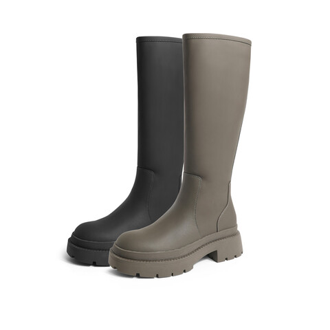 森达时尚骑士靴女2022冬季新款商场同款气质显瘦长筒靴SFK01DG2