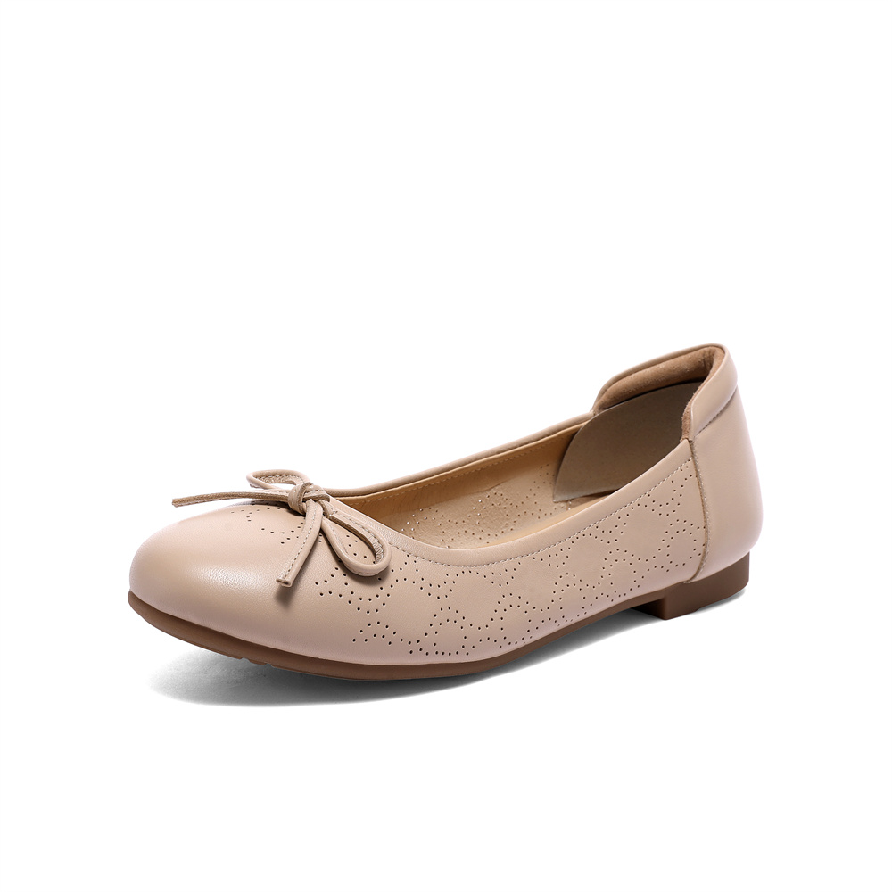 森达简约奶奶鞋女春商场同款女士单鞋平跟舒适透气SQN01CQ3