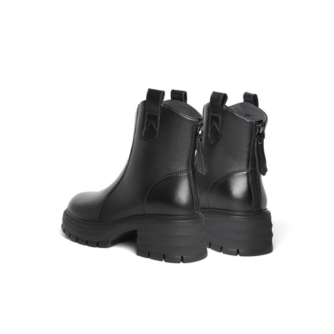 森达气质时装靴女2023冬新商场同款黑色显瘦粗高跟短靴SYD01DD3