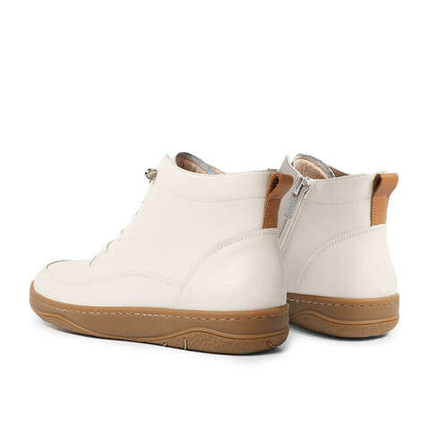 森达靴女冬新韩版潮流短皮靴ZT806DD3