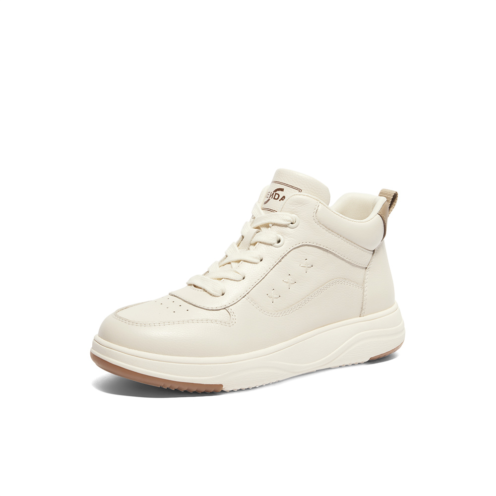 森达休闲靴女子年冬商场同款户外休闲短靴4AJC5DD4