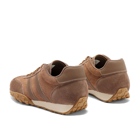 森达阿甘鞋女款2025春季新款户外运动风跑步休闲鞋ZTF65AM5