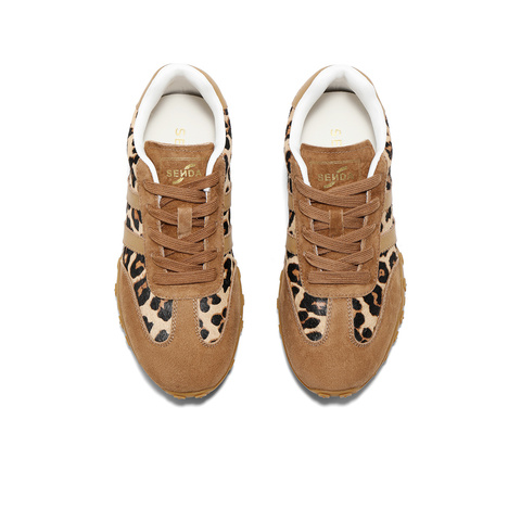 森达阿甘鞋女款2025春季新款户外运动风跑步休闲鞋ZTF65AM5